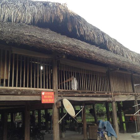 Thon Tha Tay Stilt House Ha Giang Exterior photo